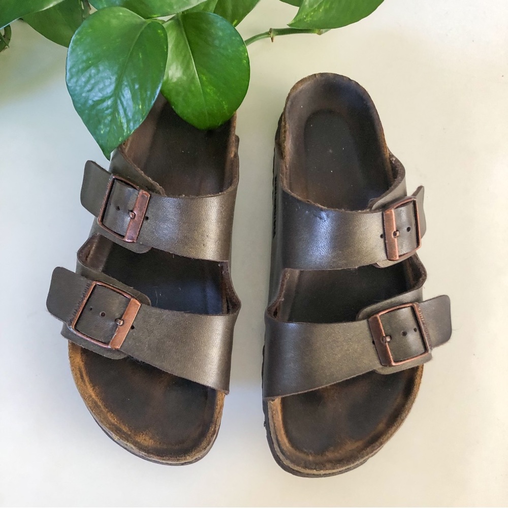 Birkenstock Arizona Sandals in Bronze/Brown